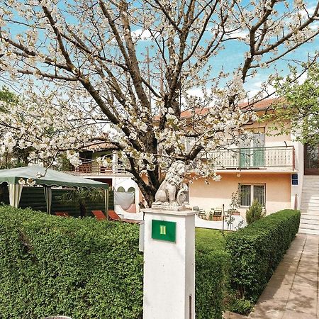 Nice Apartment In Pula With Wifi Extérieur photo